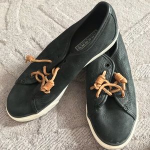 SPERRY Black Sneakers - Size 6 US